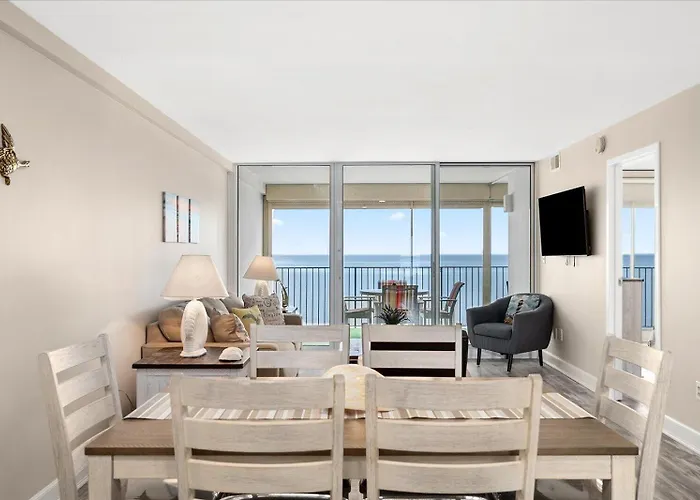 Hébergement de vacances Towers-beautiful Direct Ocean Views From Remodeled Condo! *