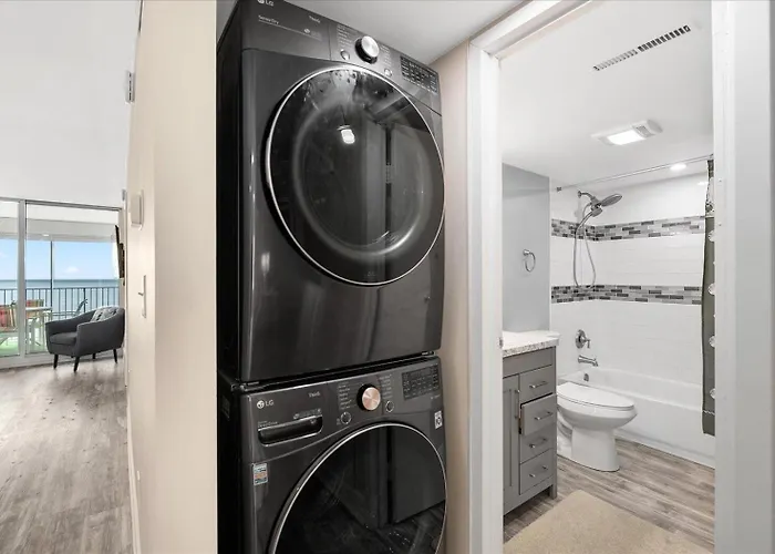 Ferienhaus Beautiful Direct Ocean Views From Remodeled Towers Condo! Ocean Stadt