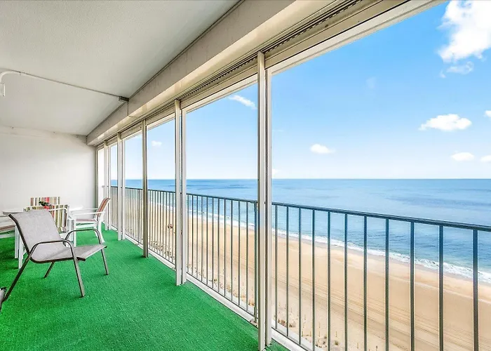 Beautiful Direct Ocean Views From Remodeled Towers Condo! Ferienhaus *