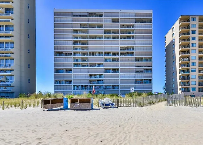 Beautiful Direct Ocean Views From Remodeled Towers Condo! *